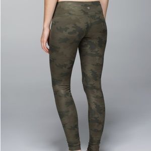 Lululemon Savannah Camo Fullux Wunder Unders